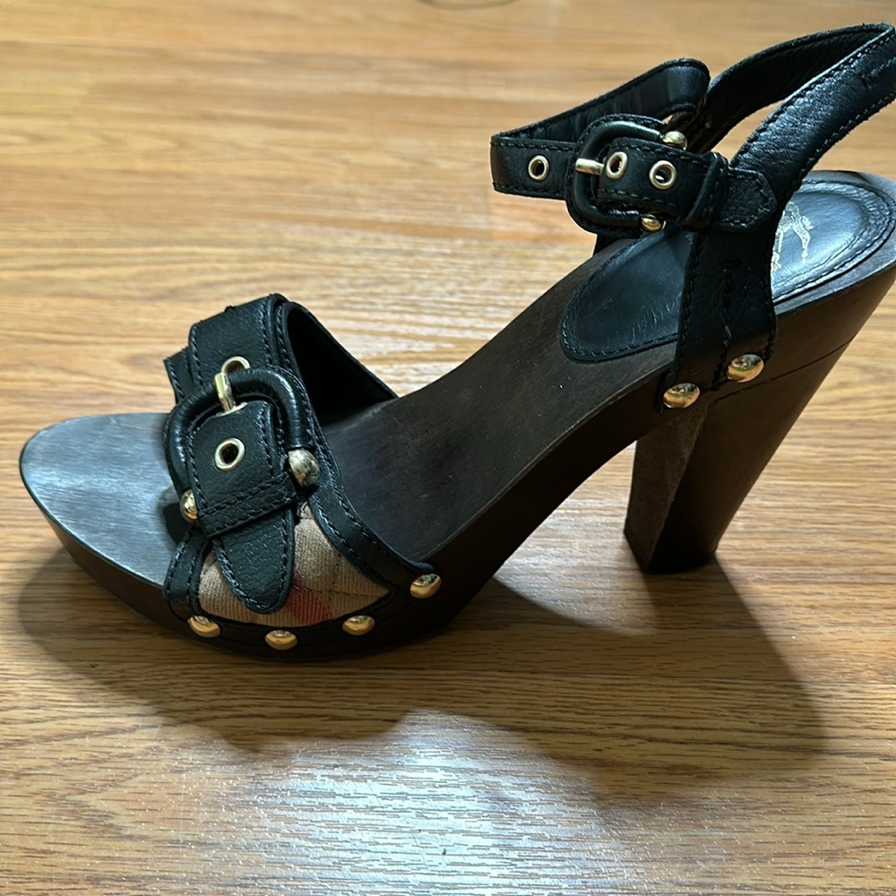 Burberry Sandals - Picture 3 of 6